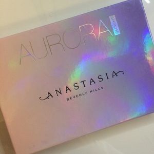 Anastasia Beverly Hills Aurora Palette